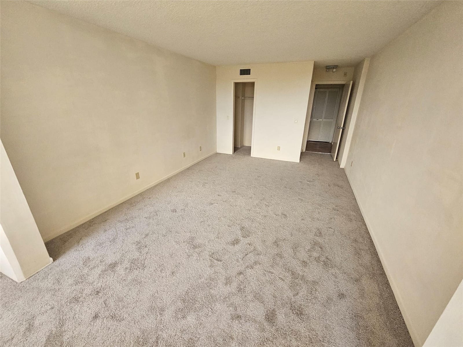4770 Fountains Drive S 303 — photo 12