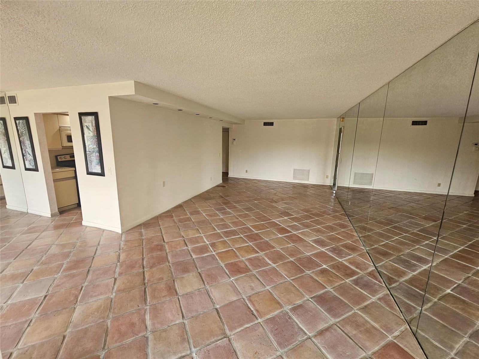 4770 Fountains Drive S 303 — photo 5