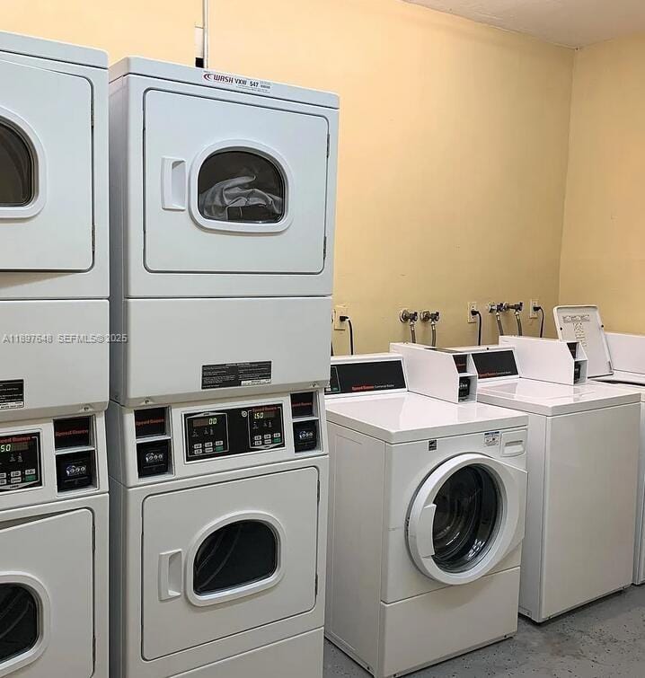11905 NE 2nd Avenue C308, North Miami, FL 33161 photo 8