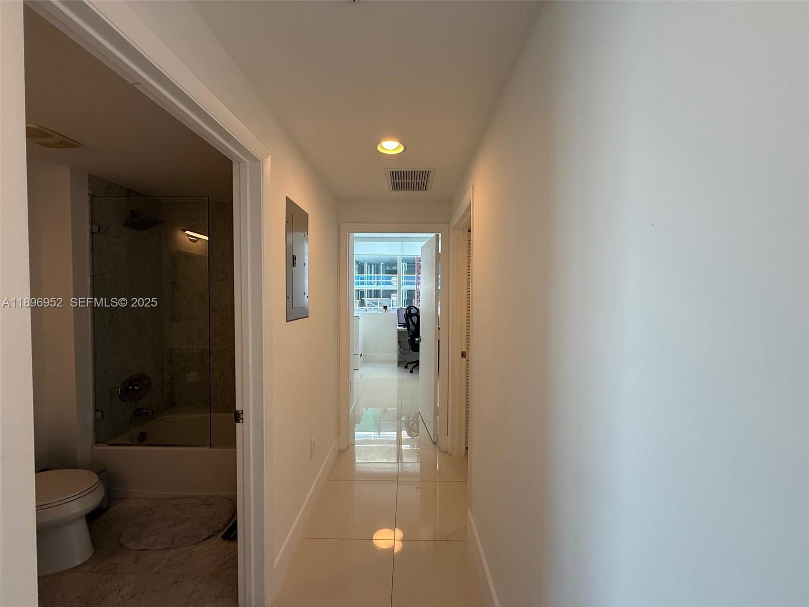 244 Biscayne Boulevard 3708, Miami, FL 33132 photo 21