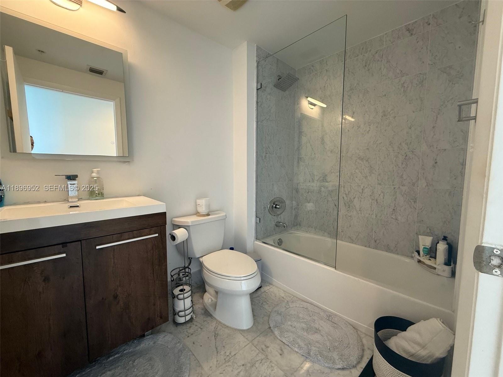 244 Biscayne Boulevard 3708, Miami, FL 33132 photo 23