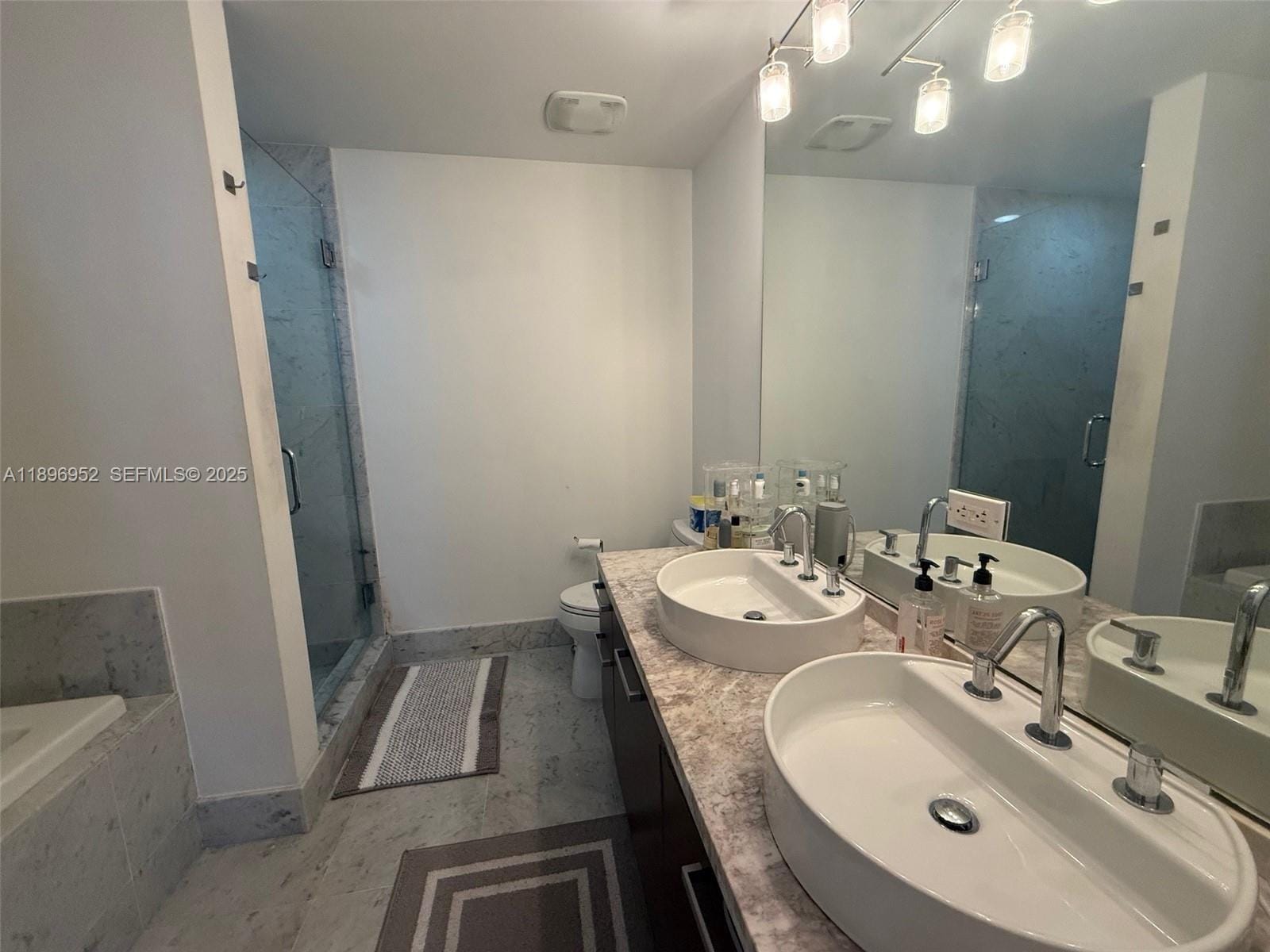244 Biscayne Boulevard 3708, Miami, FL 33132 photo 29