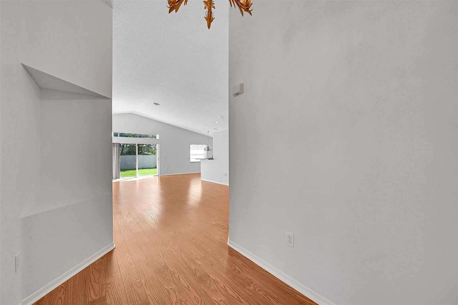 8540 NW 46th Drive — photo 7