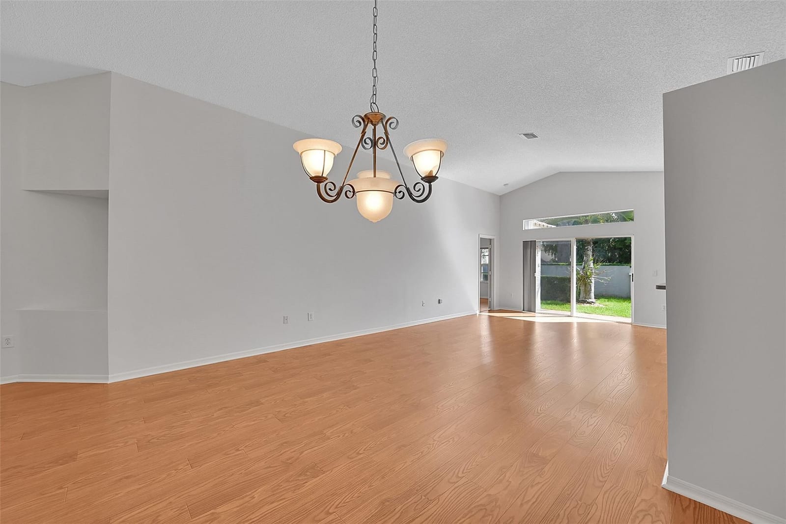 8540 NW 46th Drive — photo 10