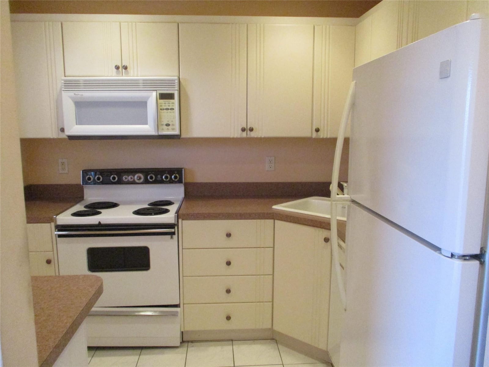 8390 Lagos De Campo Boulevard 304 — photo 4