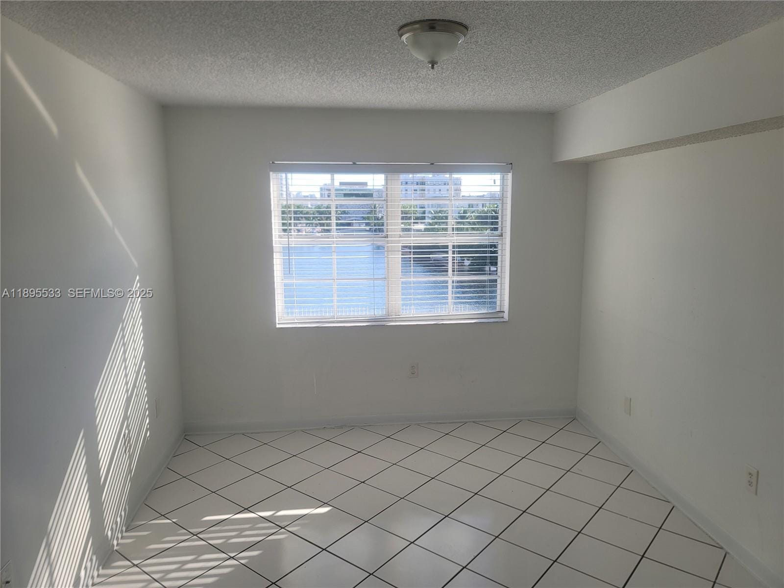 2600 Collins Avenue 509, Miami Beach, FL 33140 photo 4