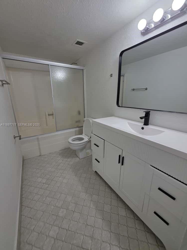 13499 Biscayne Boulevard 811 — photo 11