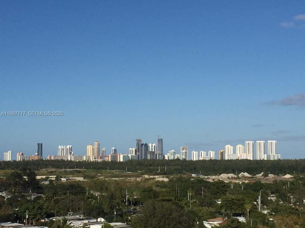 13499 Biscayne Boulevard 811, North Miami, FL 33181 photo 14