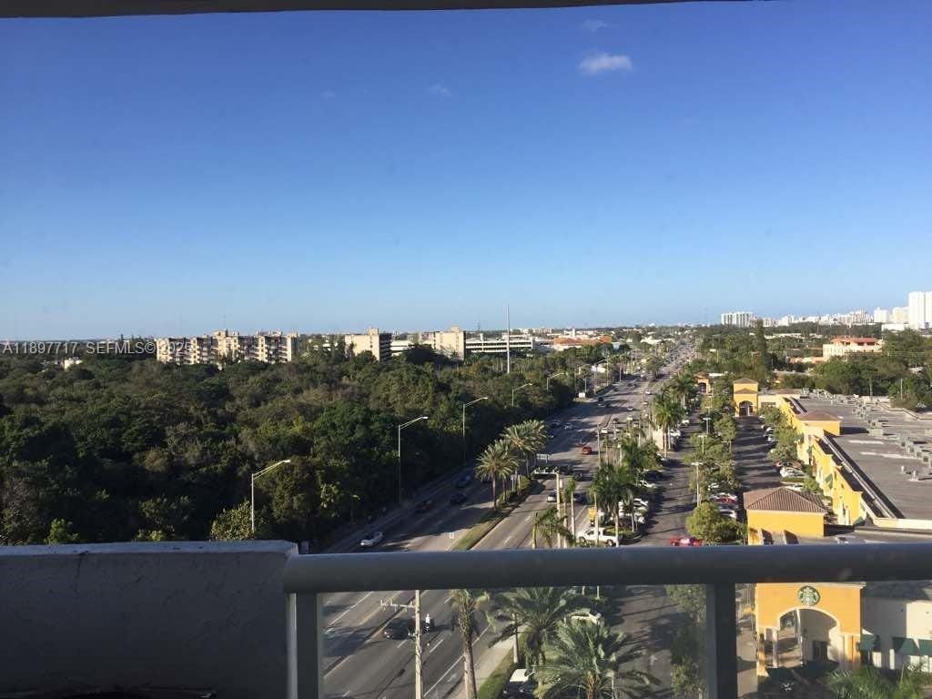 13499 Biscayne Boulevard 811, North Miami, FL 33181 photo 15