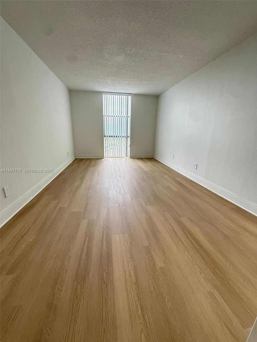 13499 Biscayne Boulevard 811 — photo 5