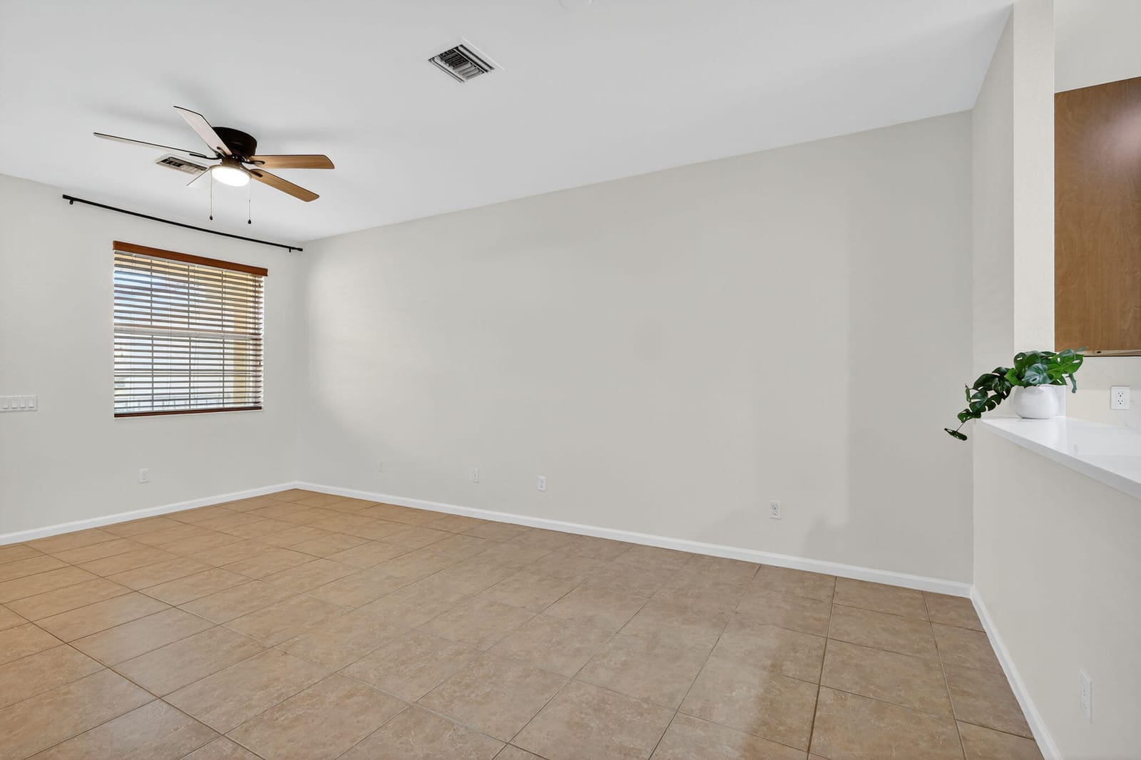 7458 Sarentino Lane, Boynton Beach, FL 33437 photo 9