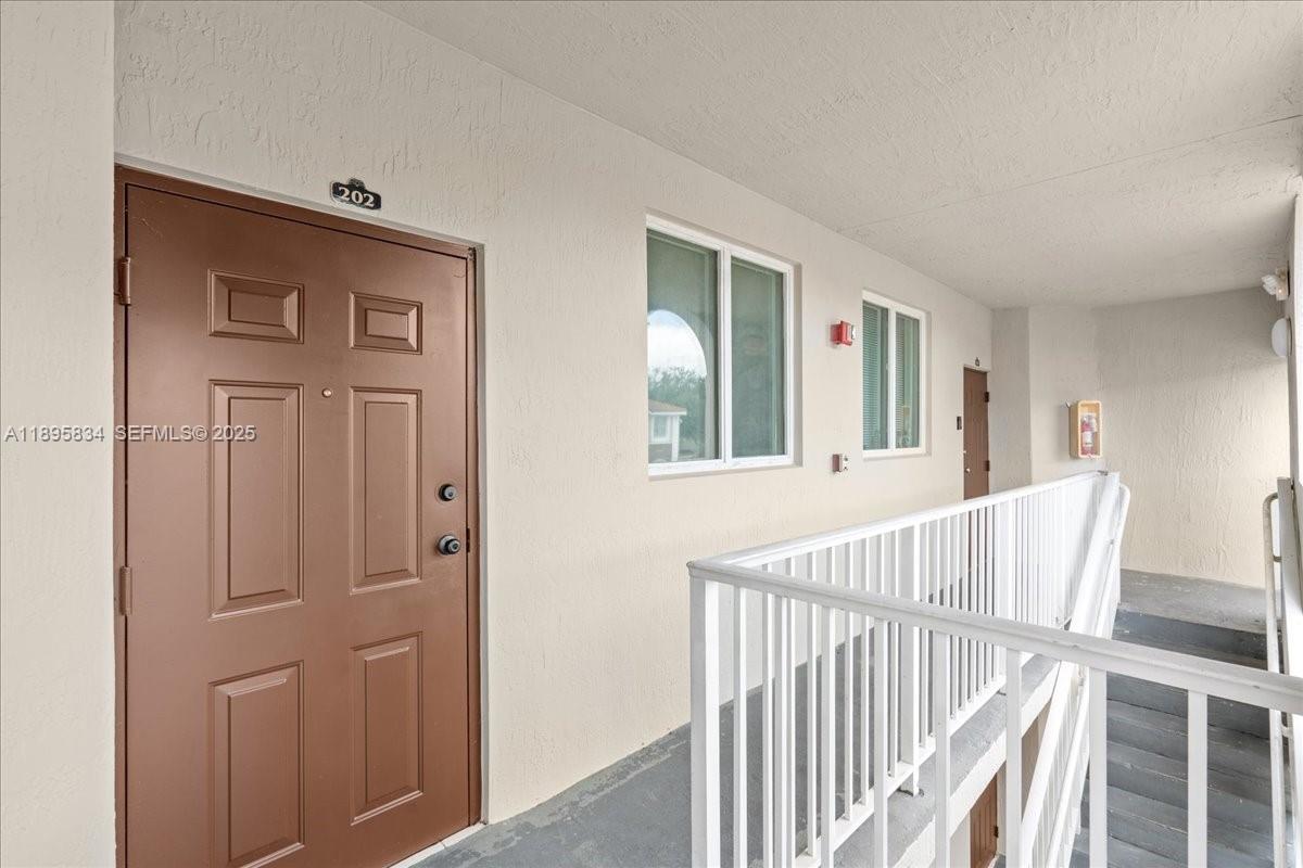 1677 SE 27th Court 202, Homestead, FL 33035, Homestead