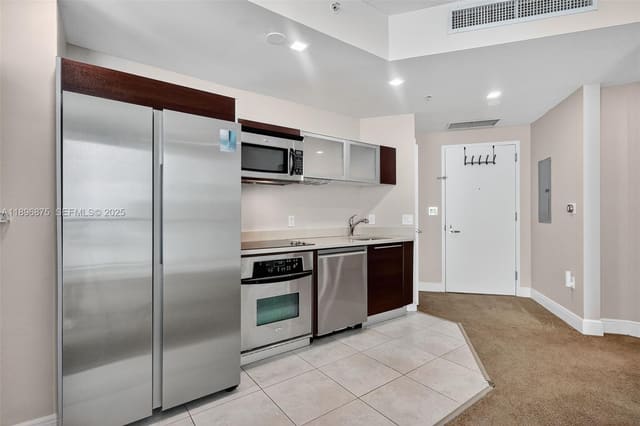 1900 N Bayshore Drive 3605, Miami, FL 33132
