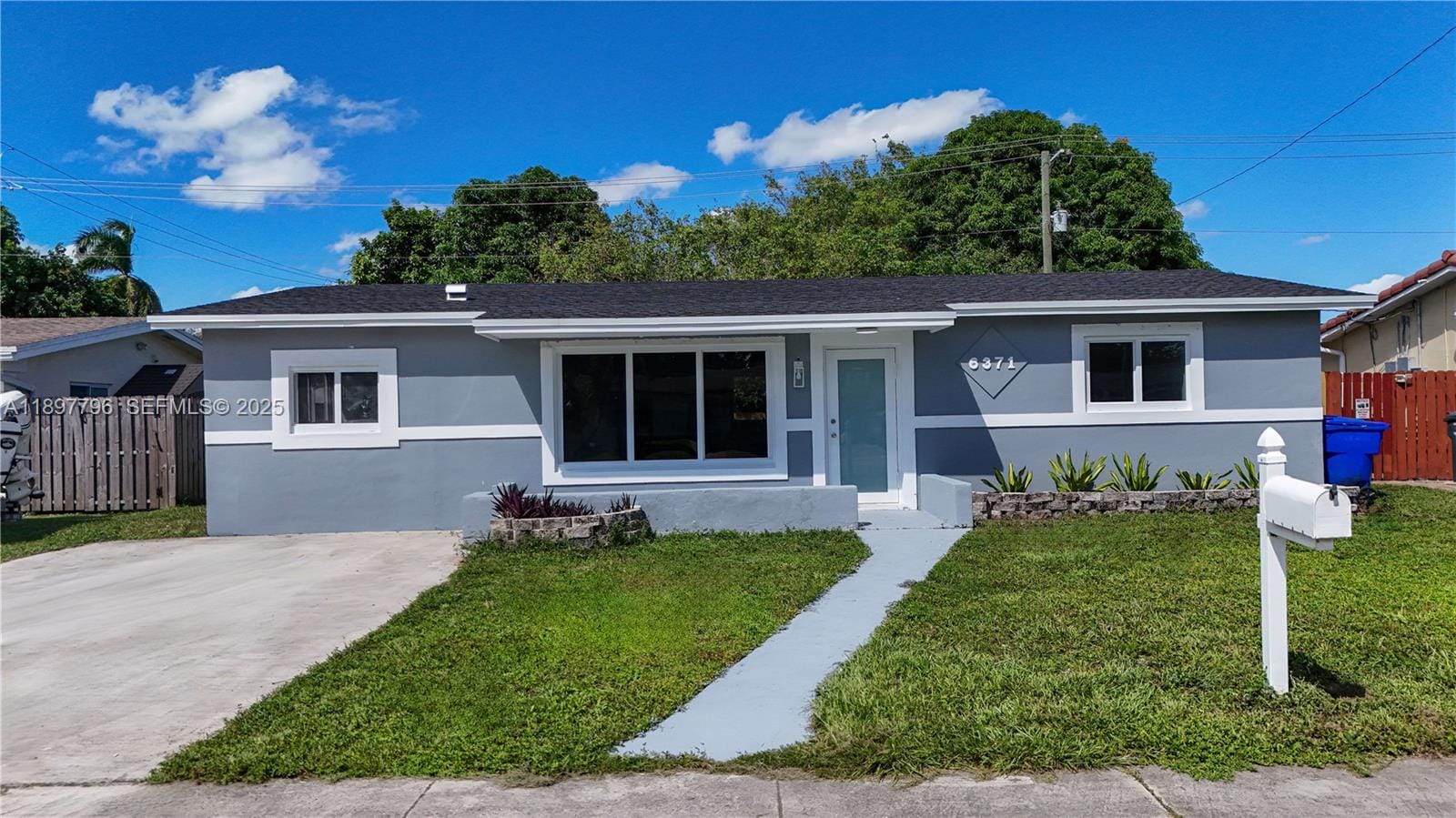 6371 Scott Street, Hollywood, FL 33024 photo 2