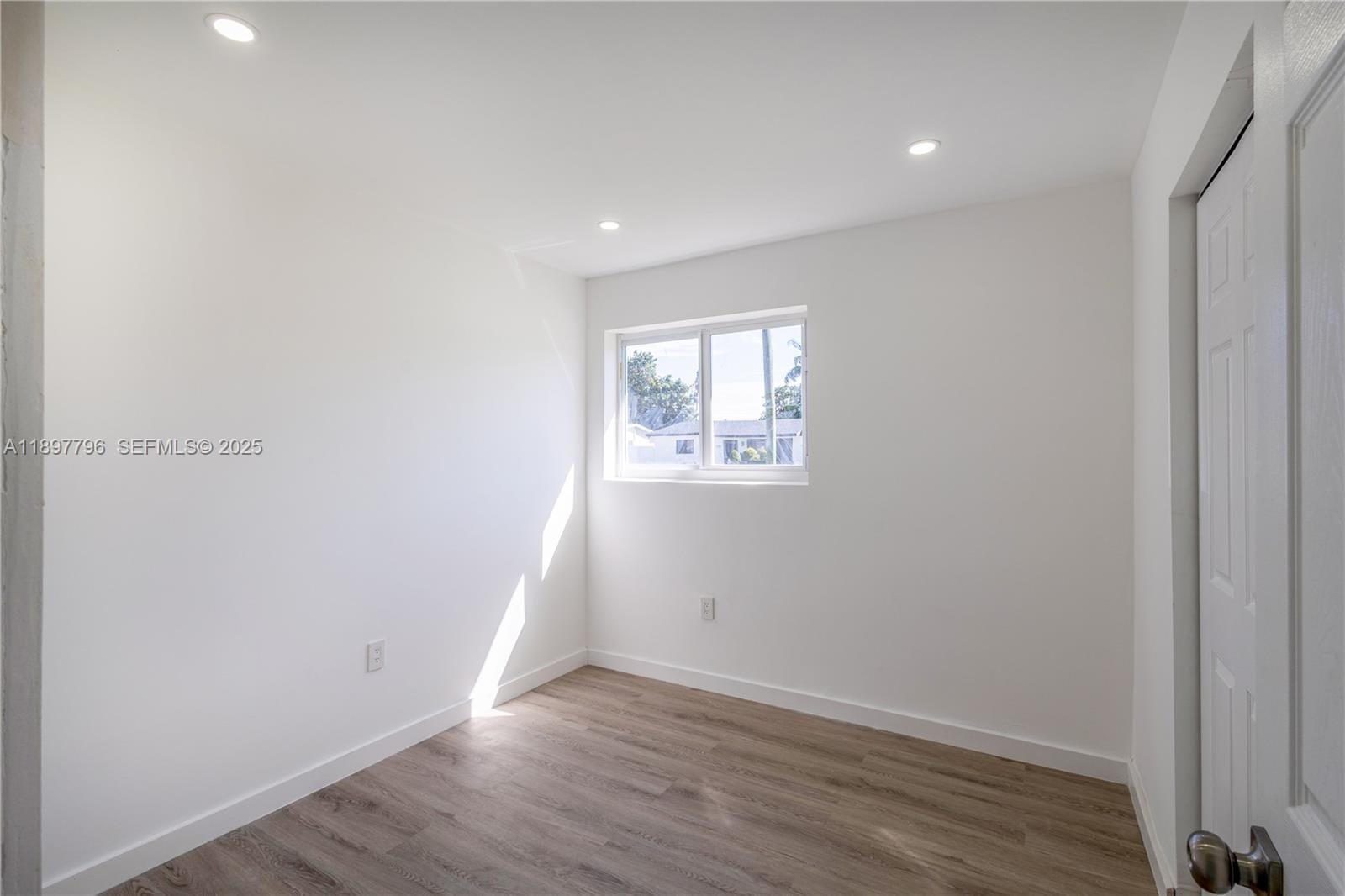 6371 Scott Street, Hollywood, FL 33024 photo 12