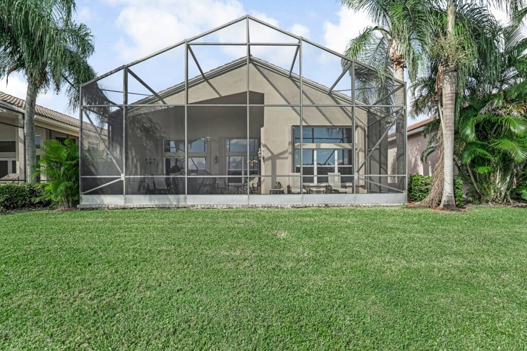 8770 Arbor Walk Drive, Lake Worth, FL 33467 photo 5
