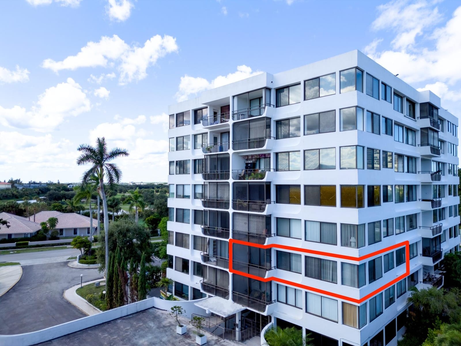 1500 Presidential Way 306 — photo 4