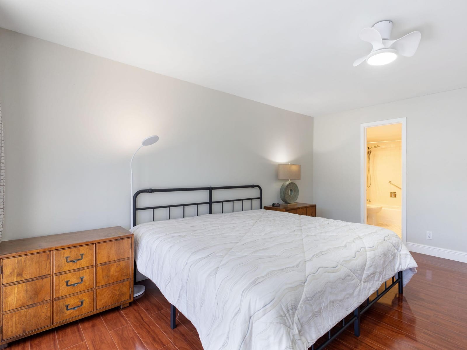 1500 Presidential Way 306 — photo 10