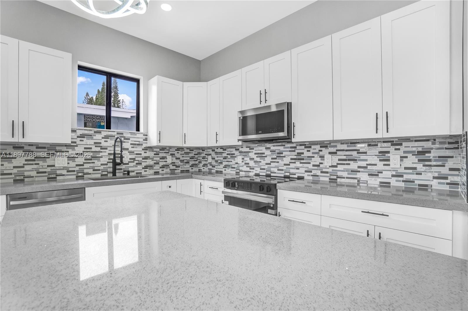 5370 Plunkett Street — photo 12