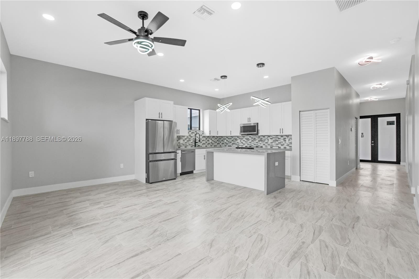 5370 Plunkett Street — photo 7