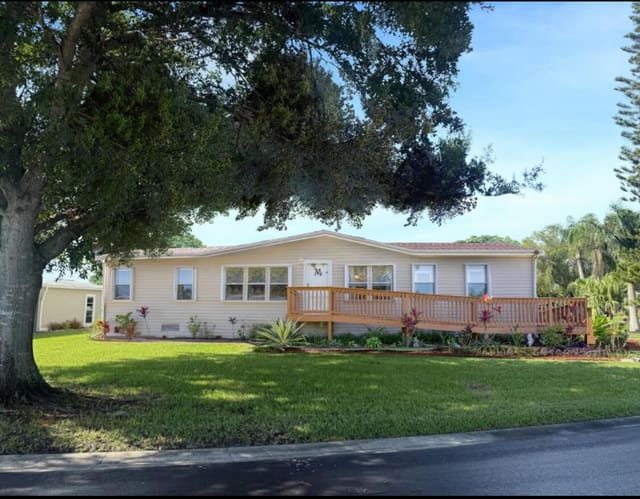 1510 SW 35th Circle, sold in Seminole Cove Condominium, Okeechobee, FL