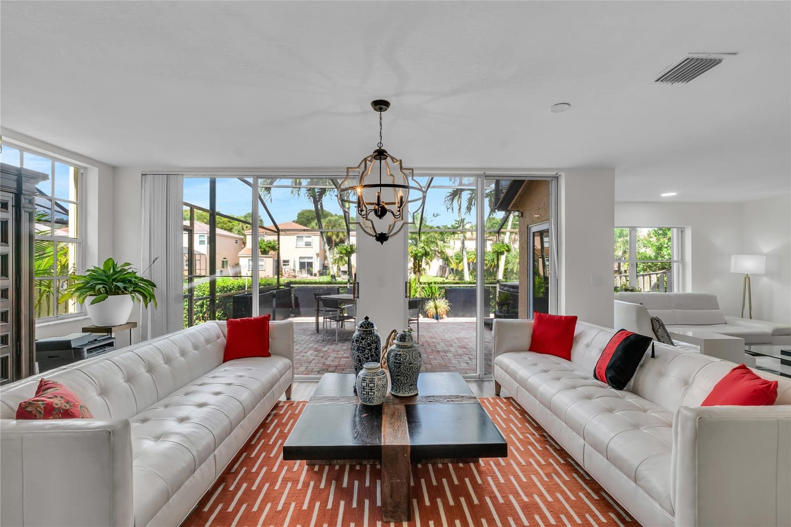 10843 NW 12th Court, Plantation, FL 33322