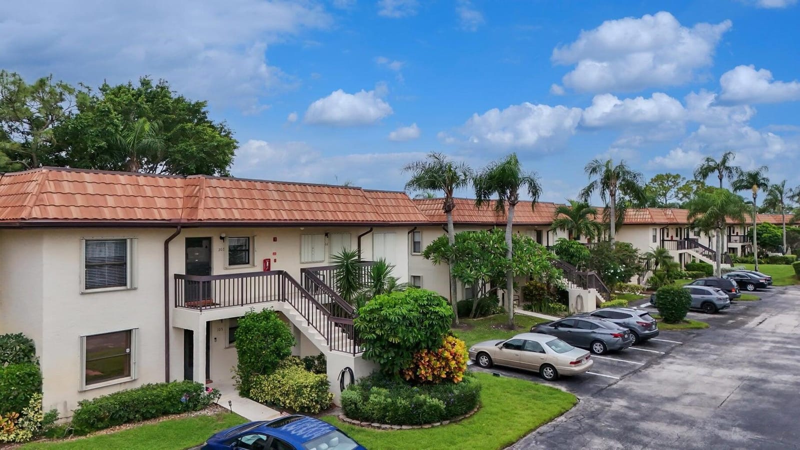 7118 Golf Colony Court 105, Lake Worth, FL 33467 photo 2