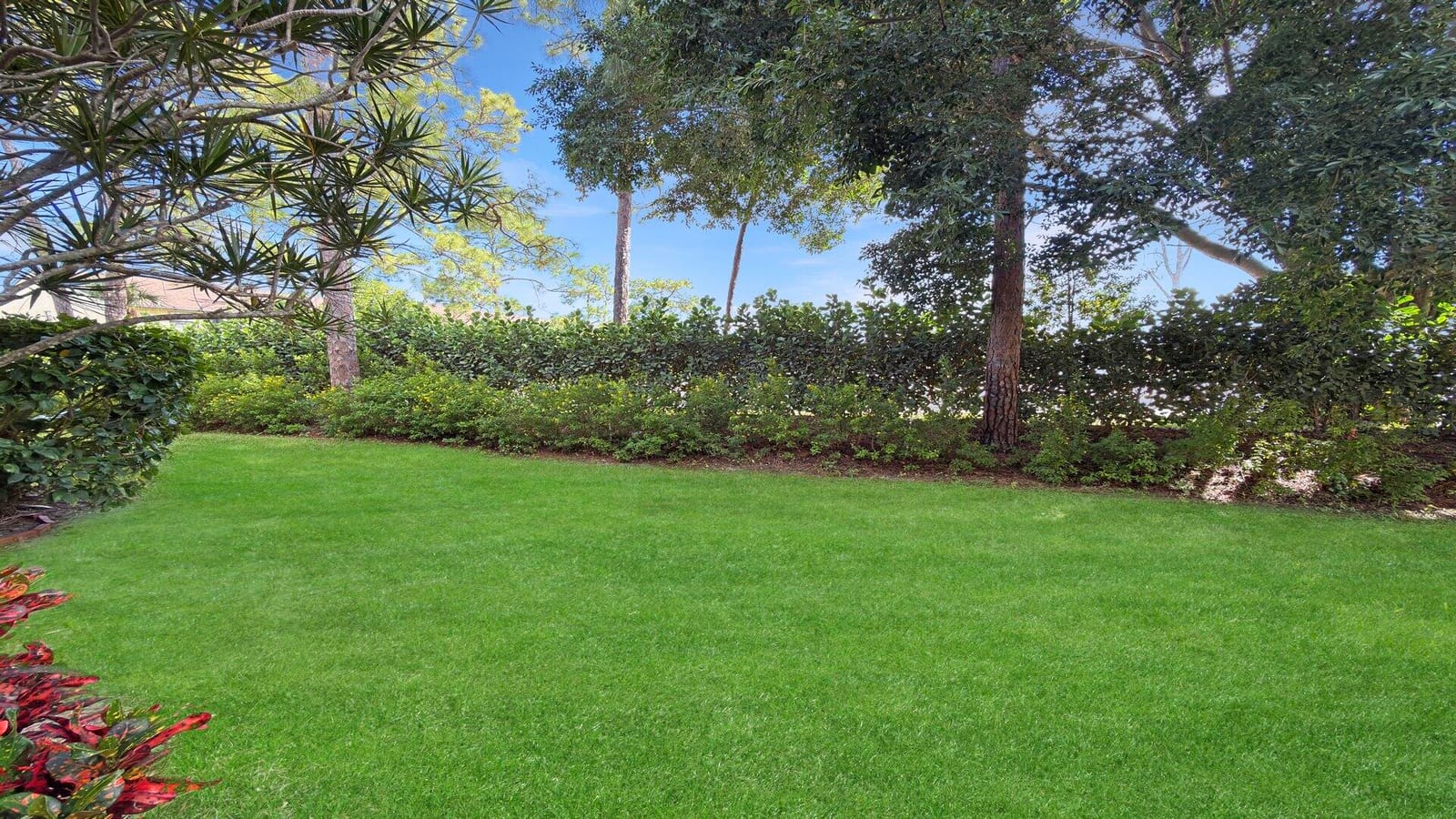 7118 Golf Colony Court 105, Lake Worth, FL 33467 photo 18