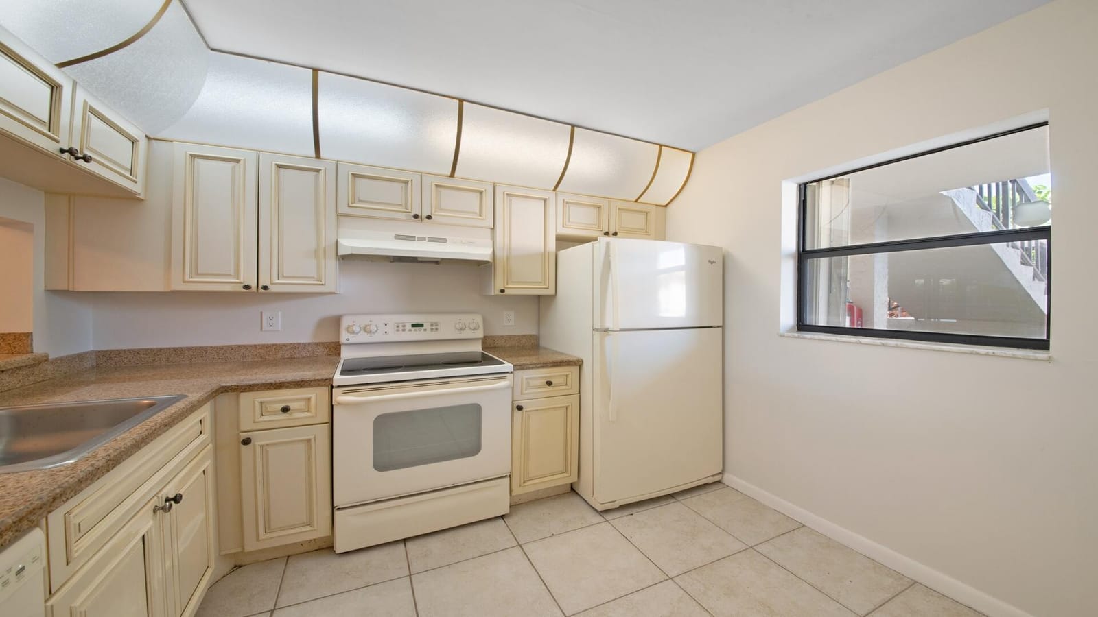 7118 Golf Colony Court 105, Lake Worth, FL 33467 photo 5