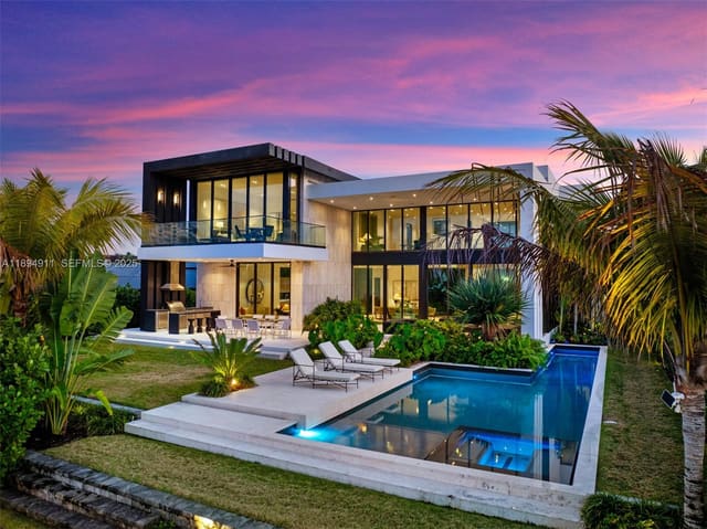 478 Tamarind Drive, sold in Golden Isles Sec, Hallandale Beach, FL