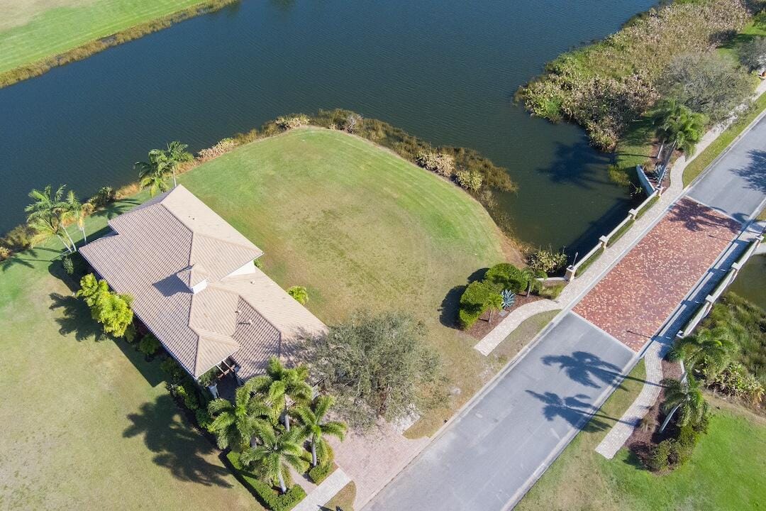 152 SE Santa Gardenia — photo 10