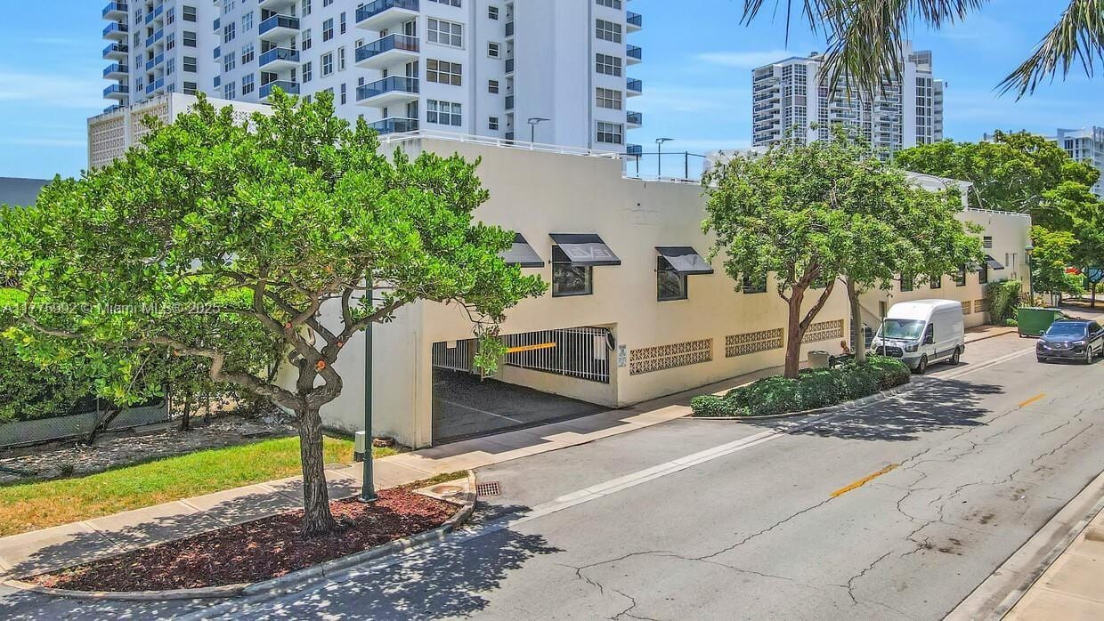 3015 N Ocean Boulevard C1-C8 — photo 4