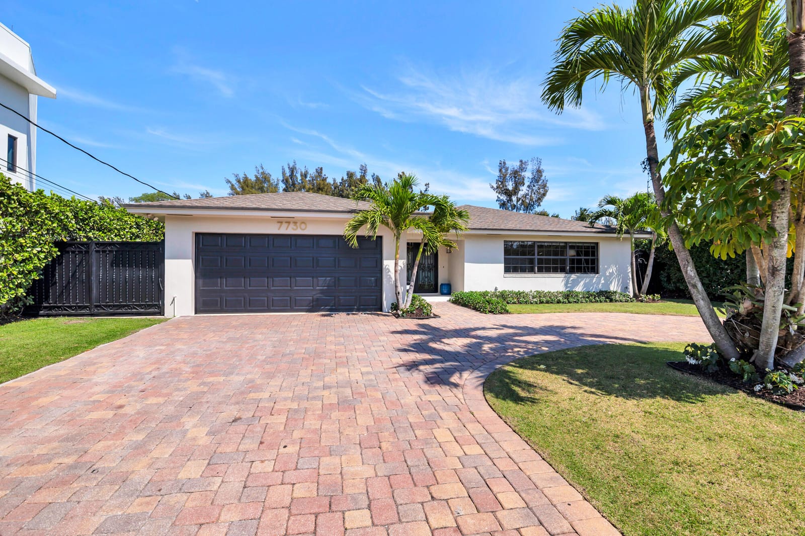 7730 Beta Circle E, Lake Clarke Shores, FL 33406 photo 3