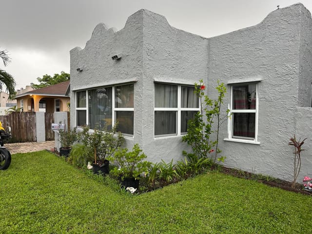 717 Hansen Street, West Palm Beach, FL 33405