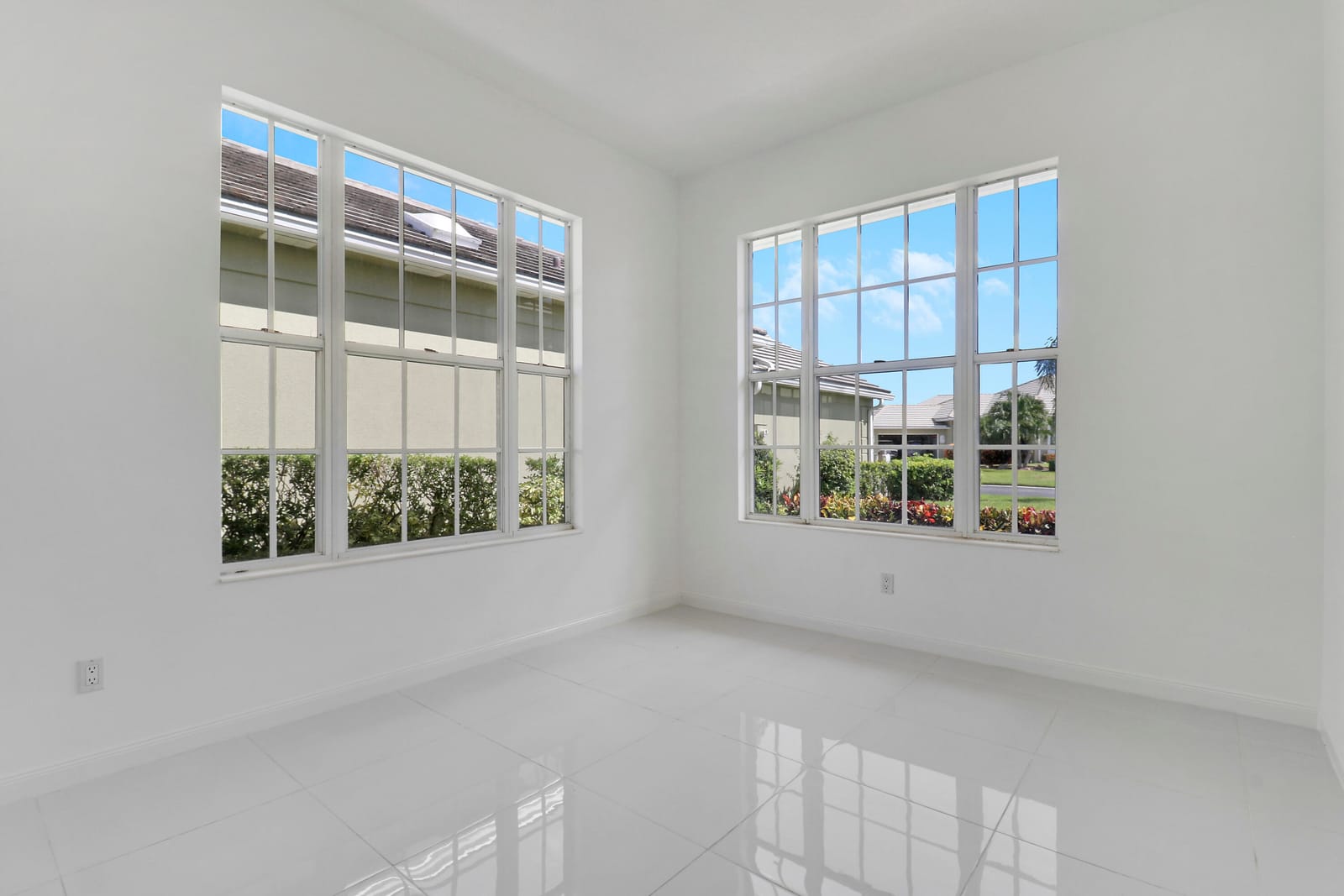 220 NW Bentley Circle, Port St. Lucie, FL 34986 photo 17