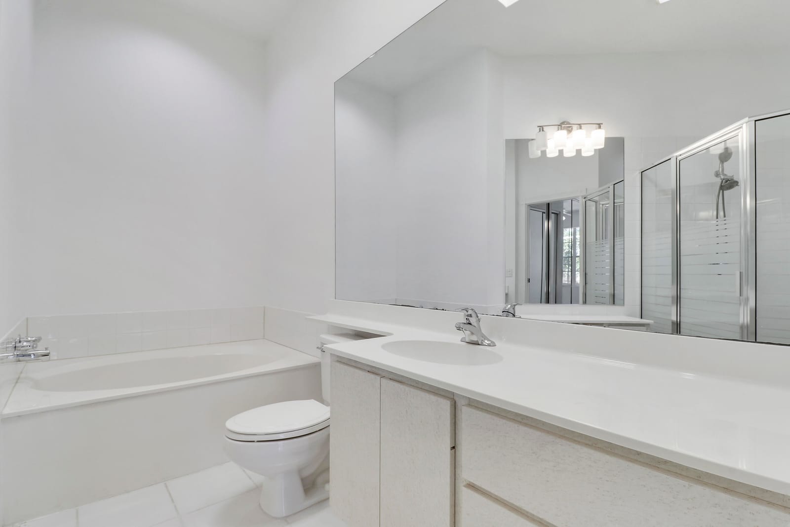 220 NW Bentley Circle, Port St. Lucie, FL 34986 photo 29