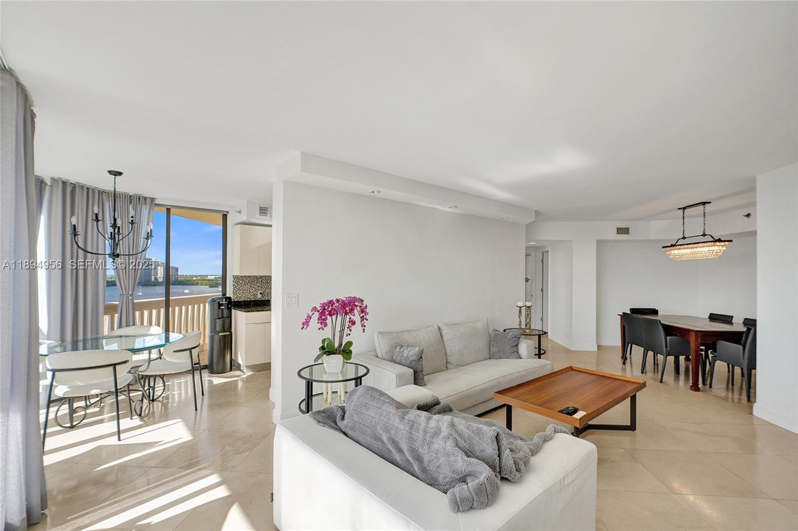 1000 E Island Boulevard 1403, Aventura, FL 33160, Aventura