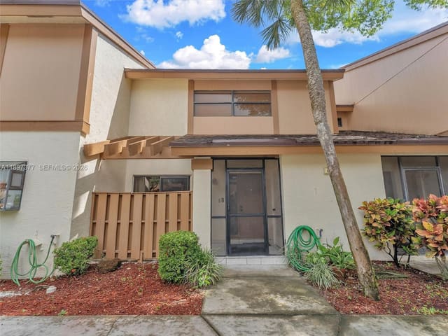 3065 NW 48th Avenue, sold in Tartan Coconut Creek Phas, Coconut Creek, FL
