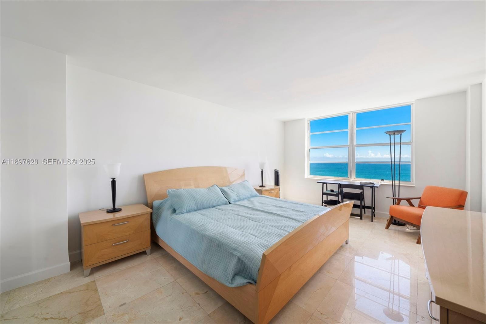 5555 Collins Avenue 14E, Miami Beach, FL 33140 photo 17