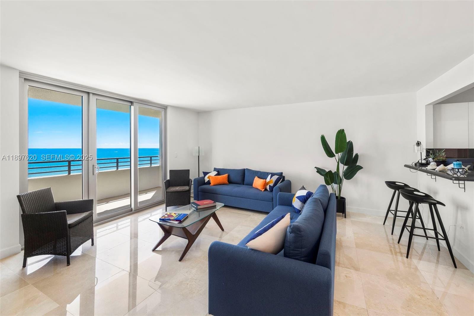 5555 Collins Avenue 14E, Miami Beach, FL 33140 photo 3