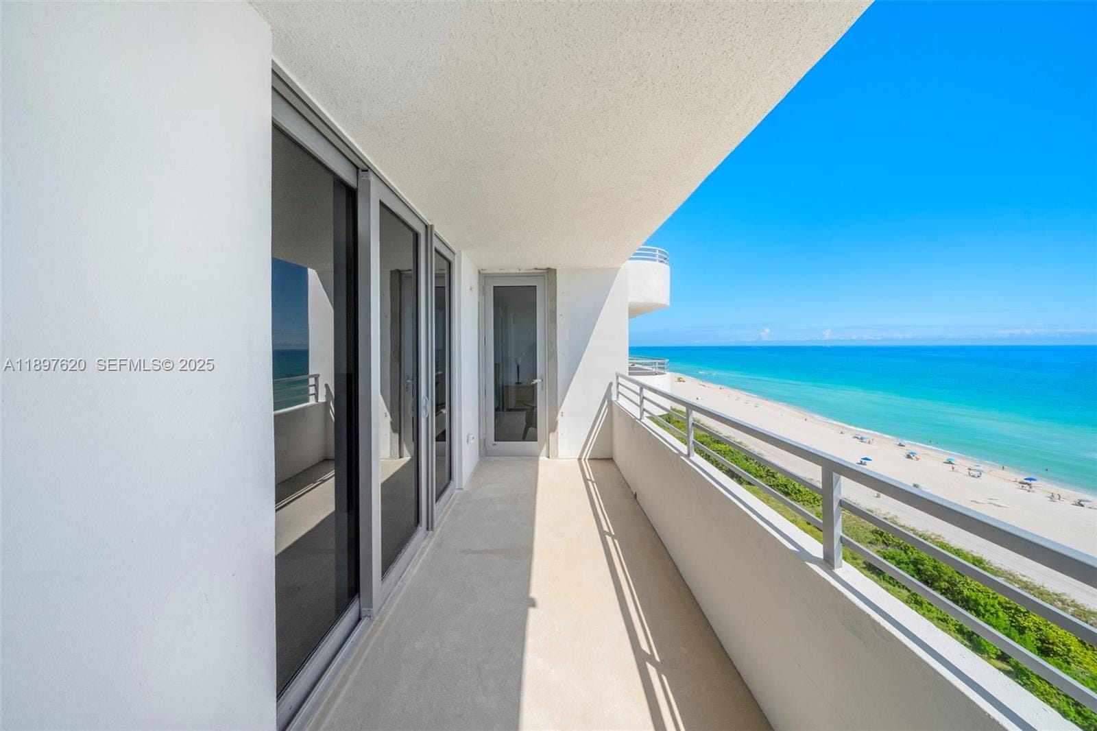 5555 Collins Avenue 14E, Miami Beach, FL 33140 photo 9