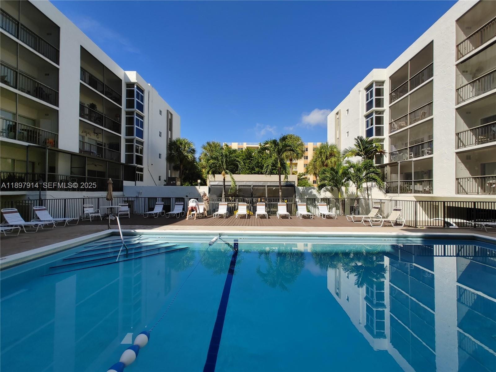 201 178th Drive 340, Sunny Isles Beach, FL 33160 photo 2