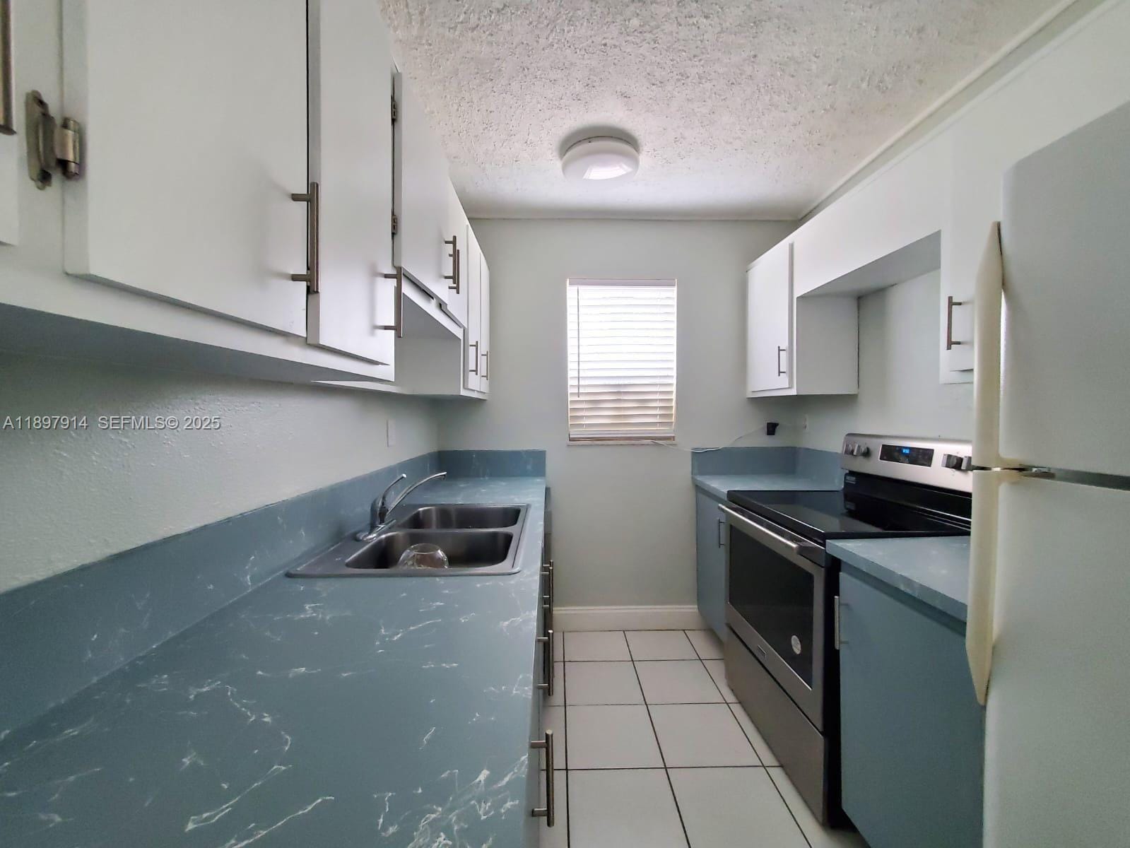 201 178th Drive 340, Sunny Isles Beach, FL 33160 photo 8