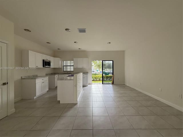 1106 SW 7th Court, sold in Regal Palm Subdivision, Florida City, FL