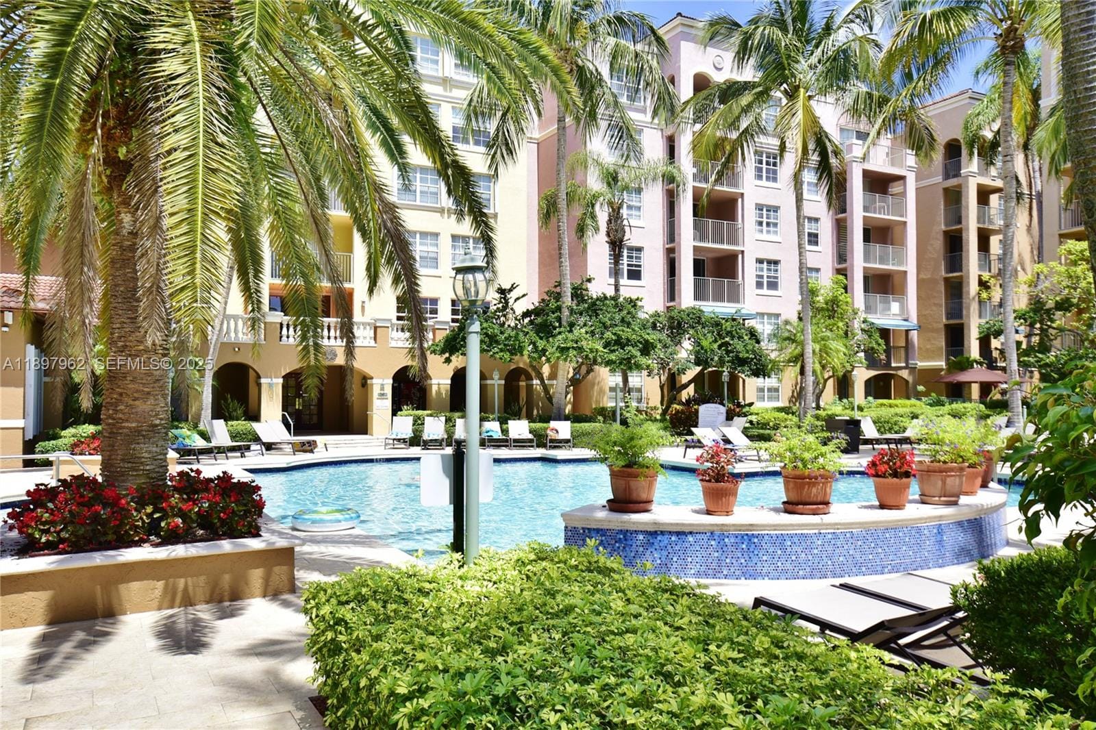 19501 E Country Club Drive 9404, Aventura, FL 33180 photo 25