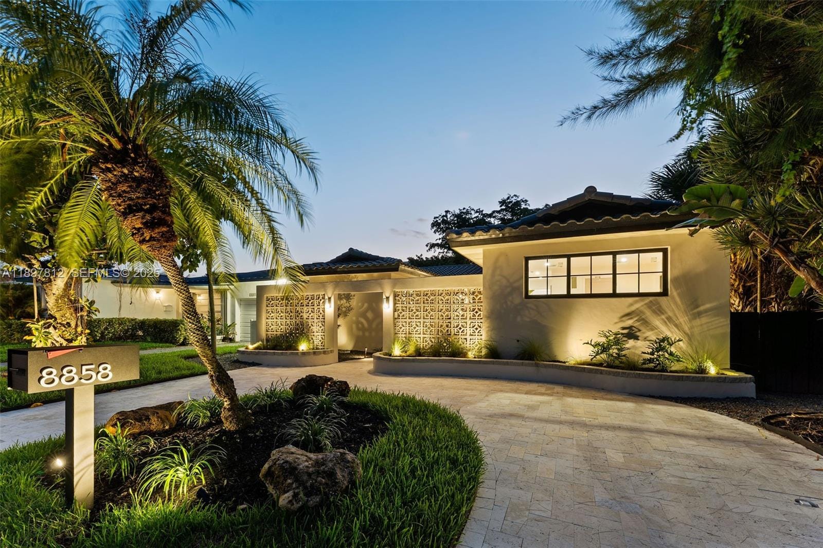 8858 Garland Avenue, Surfside, FL 33154