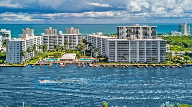 3310 S Ocean Boulevard 631d, sold in Seagate Of Highland Condo, Highland Beach, FL