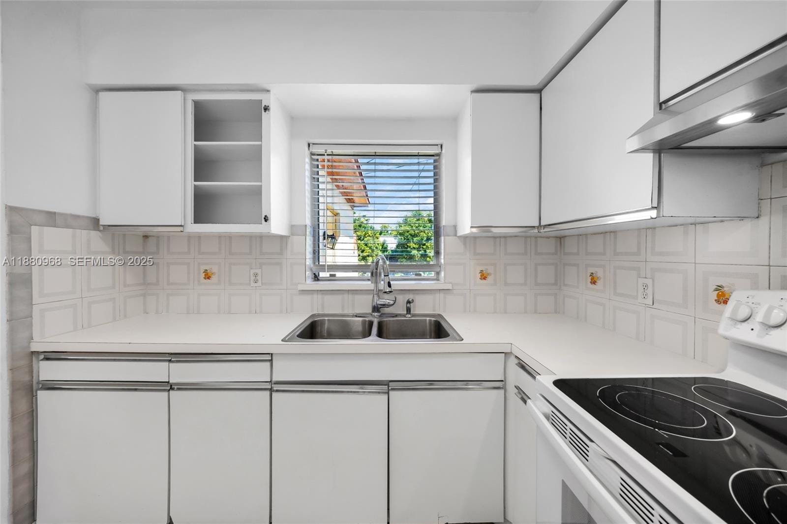 1191 NE 165th Terrace, North Miami Beach, FL 33162 photo 12