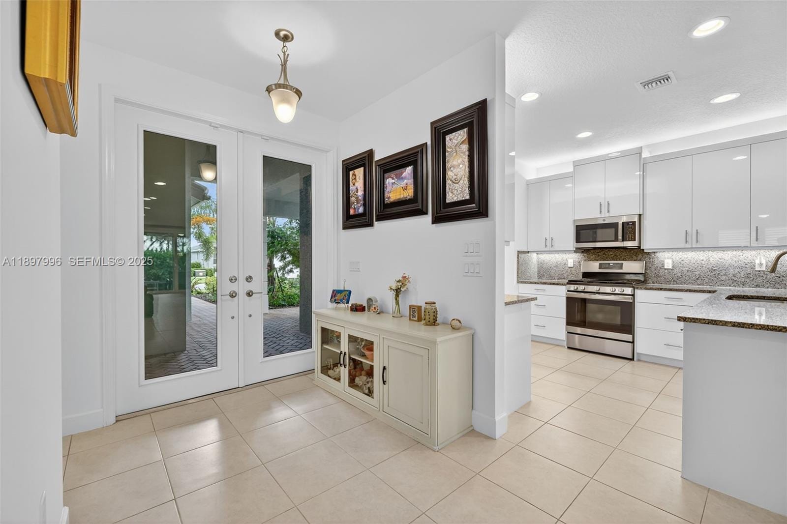 13460 SW River Rock Road — photo 6
