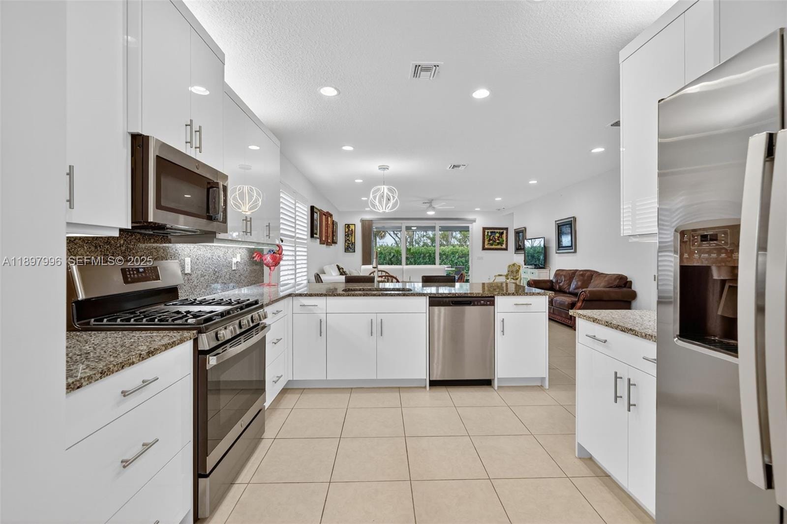 13460 SW River Rock Road — photo 10